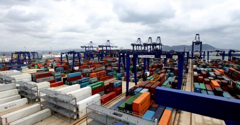 Evaluación de la demanda de servicios portuarios para la terminal de contenedores de TTIA, Algeciras