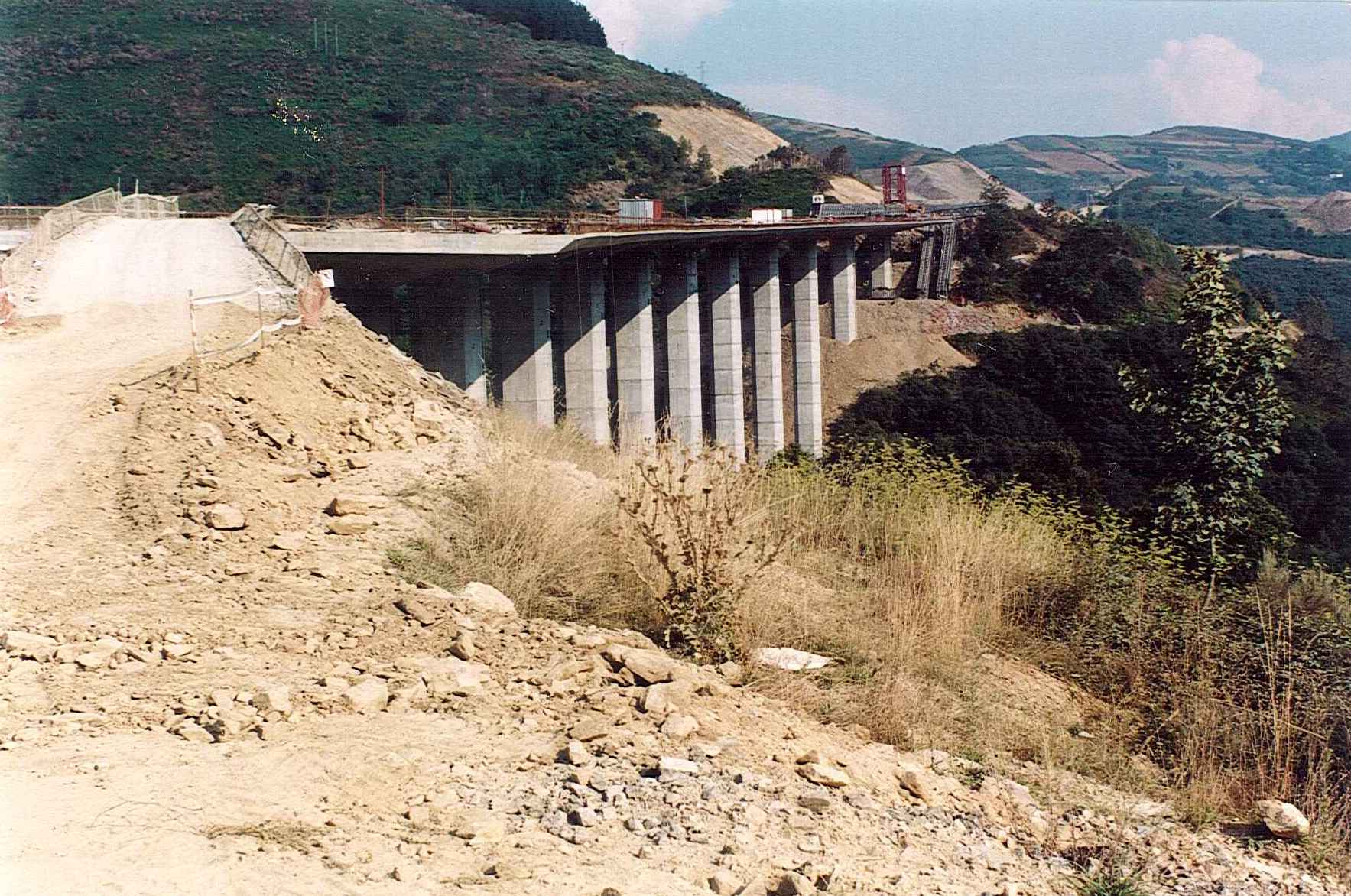 Proyecto constructivo del viaducto de Silvela en Piedrafita, León
